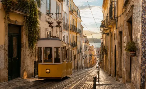 Old town walking tour, Lisbon